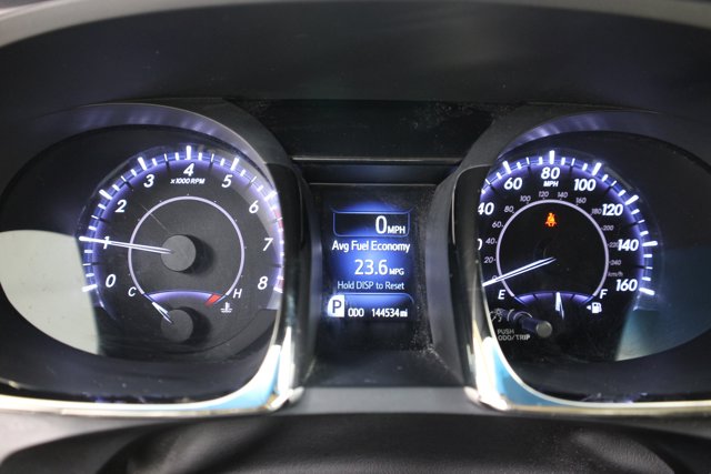 2014 Toyota Avalon XLE Premium photo 16