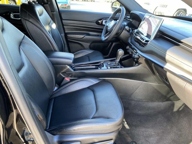 2024 Jeep Compass Limited photo 19
