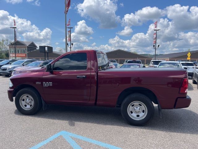 2022 Ram 1500 Classic Tradesman photo 2