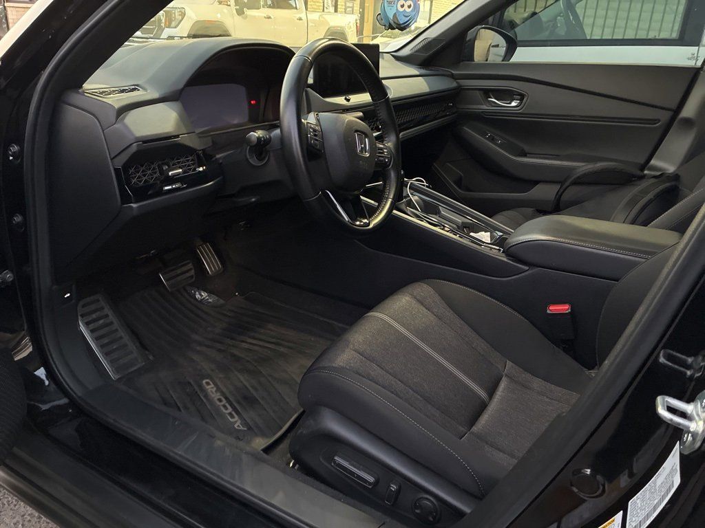 2023 Honda Accord Hybrid Sport photo 4