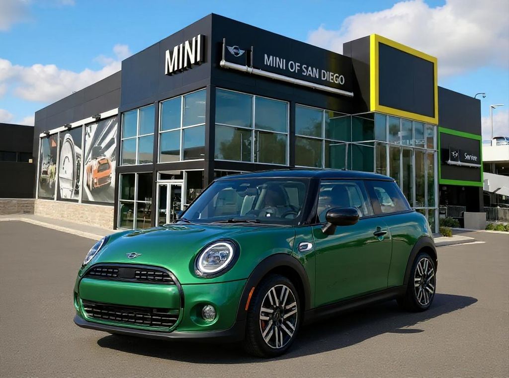 2026 MINI Hardtop 2 Door's photo