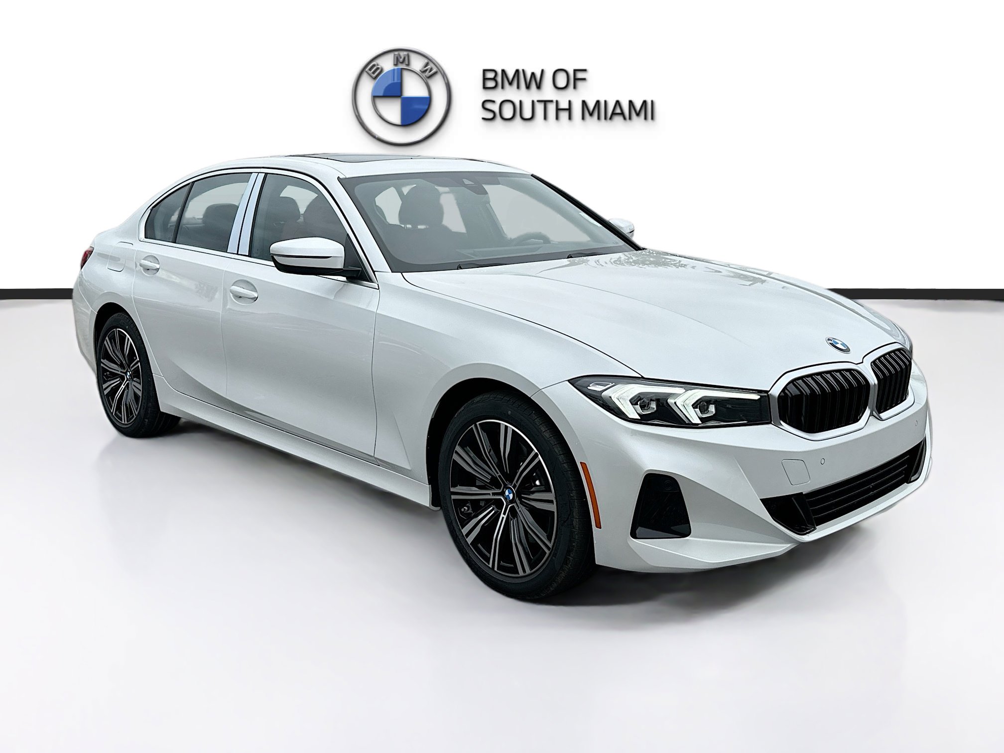 2026 BMW 3 Series 330i's photo