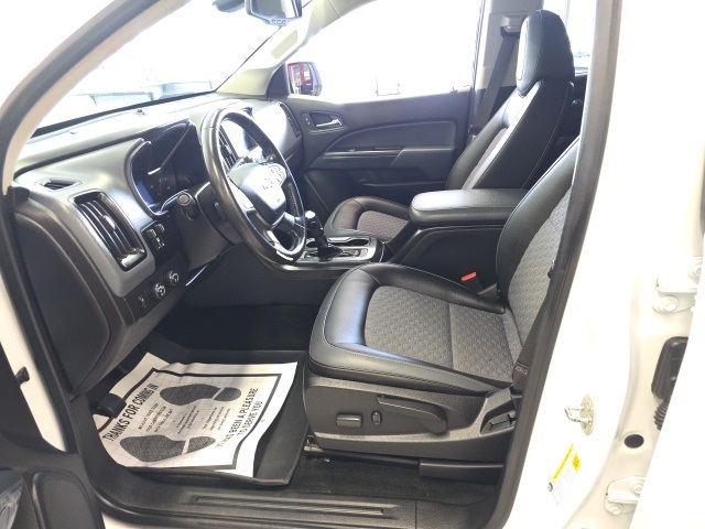 2018 Chevrolet Colorado Z71 photo 16