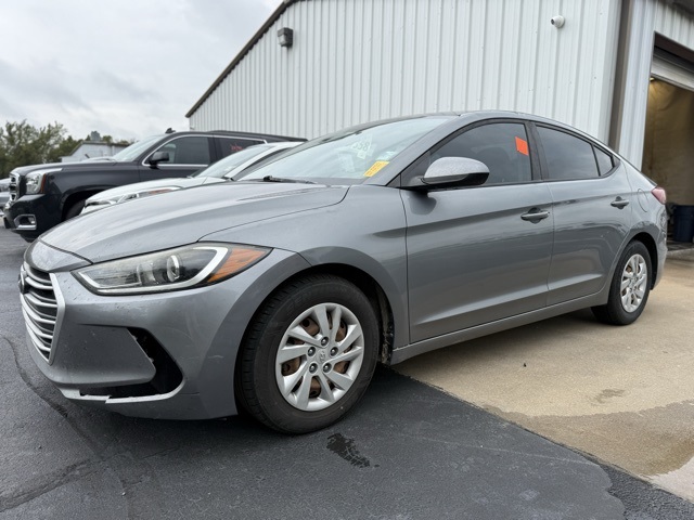 2017 Hyundai Elantra SE photo 3