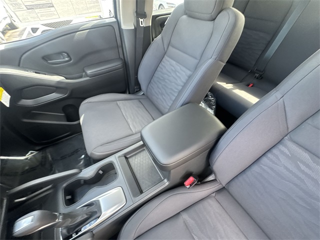 2025 Nissan Frontier S photo 20