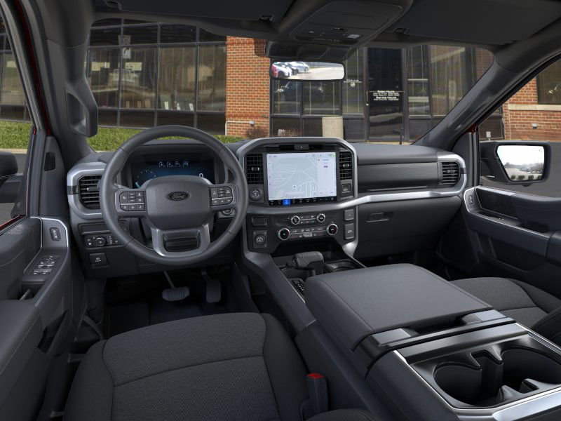 2025 Ford F-150 XLT photo 6
