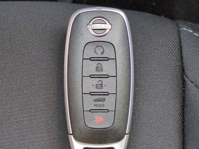 2025 Nissan Sentra SV photo 26