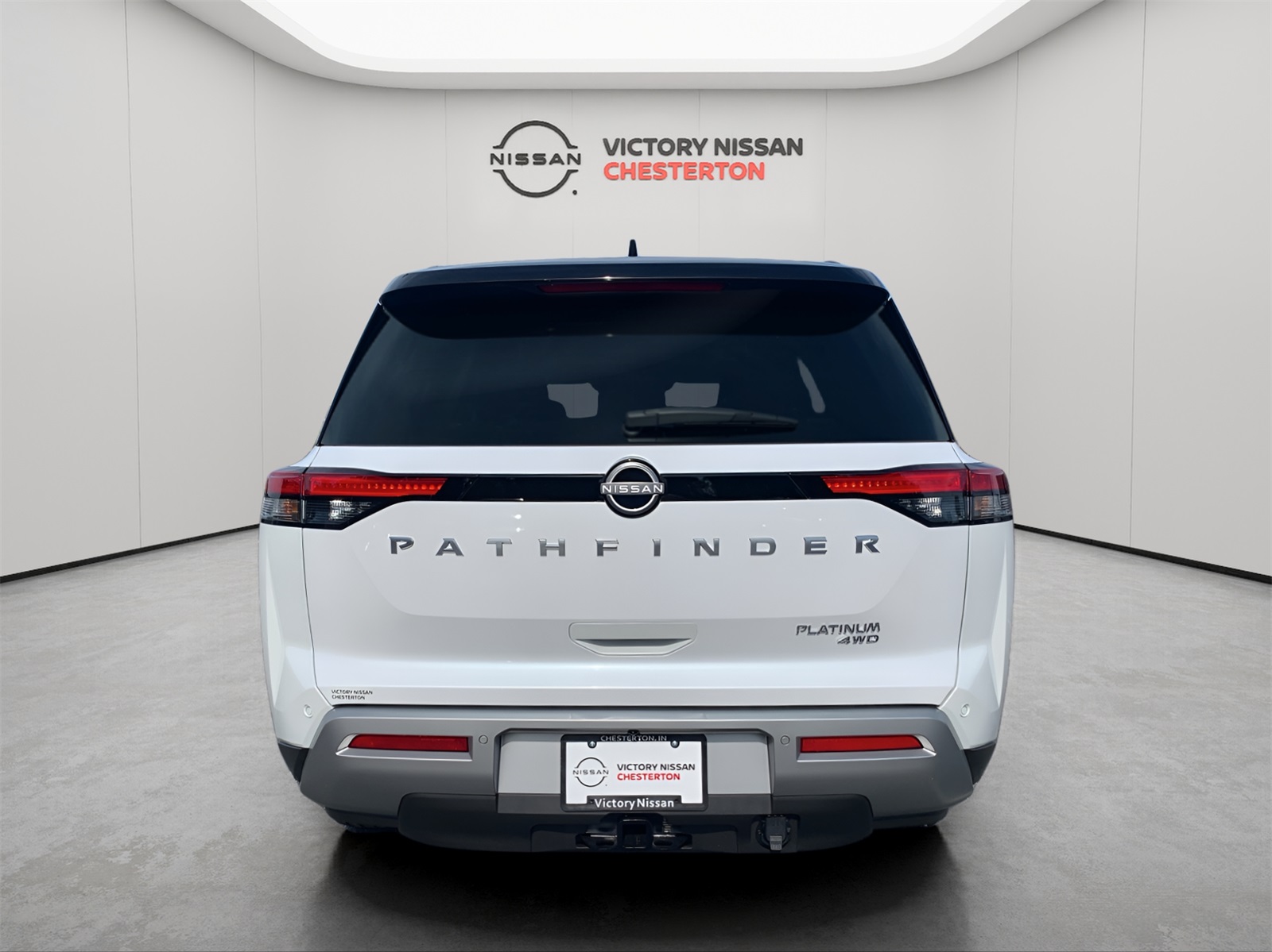 2025 Nissan Pathfinder Platinum photo 3