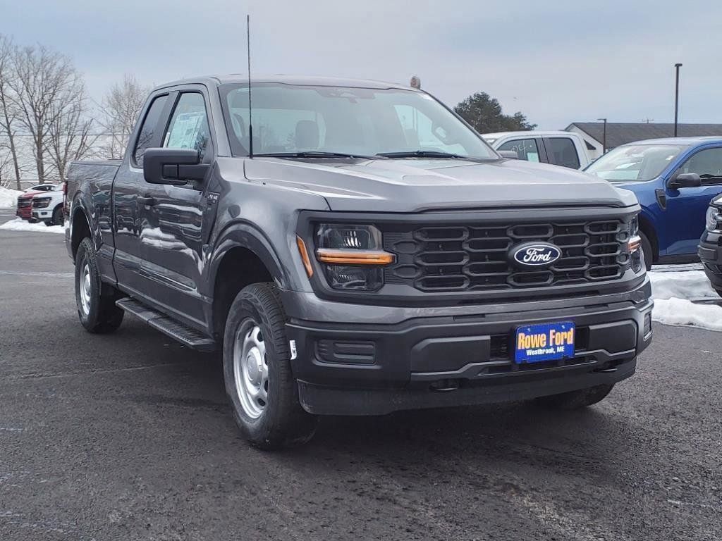 2025 Ford F-150 XL's photo