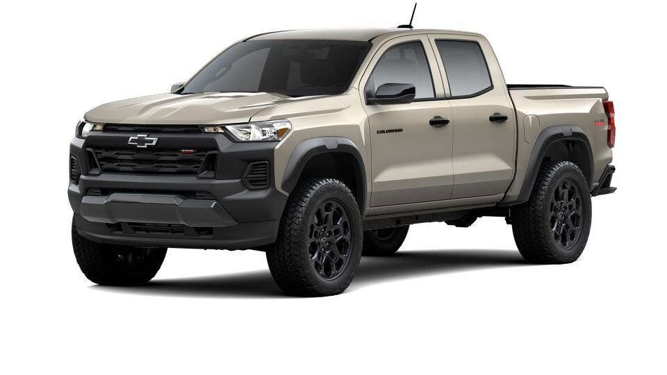 2026 Chevrolet Colorado Trail Boss photo 2