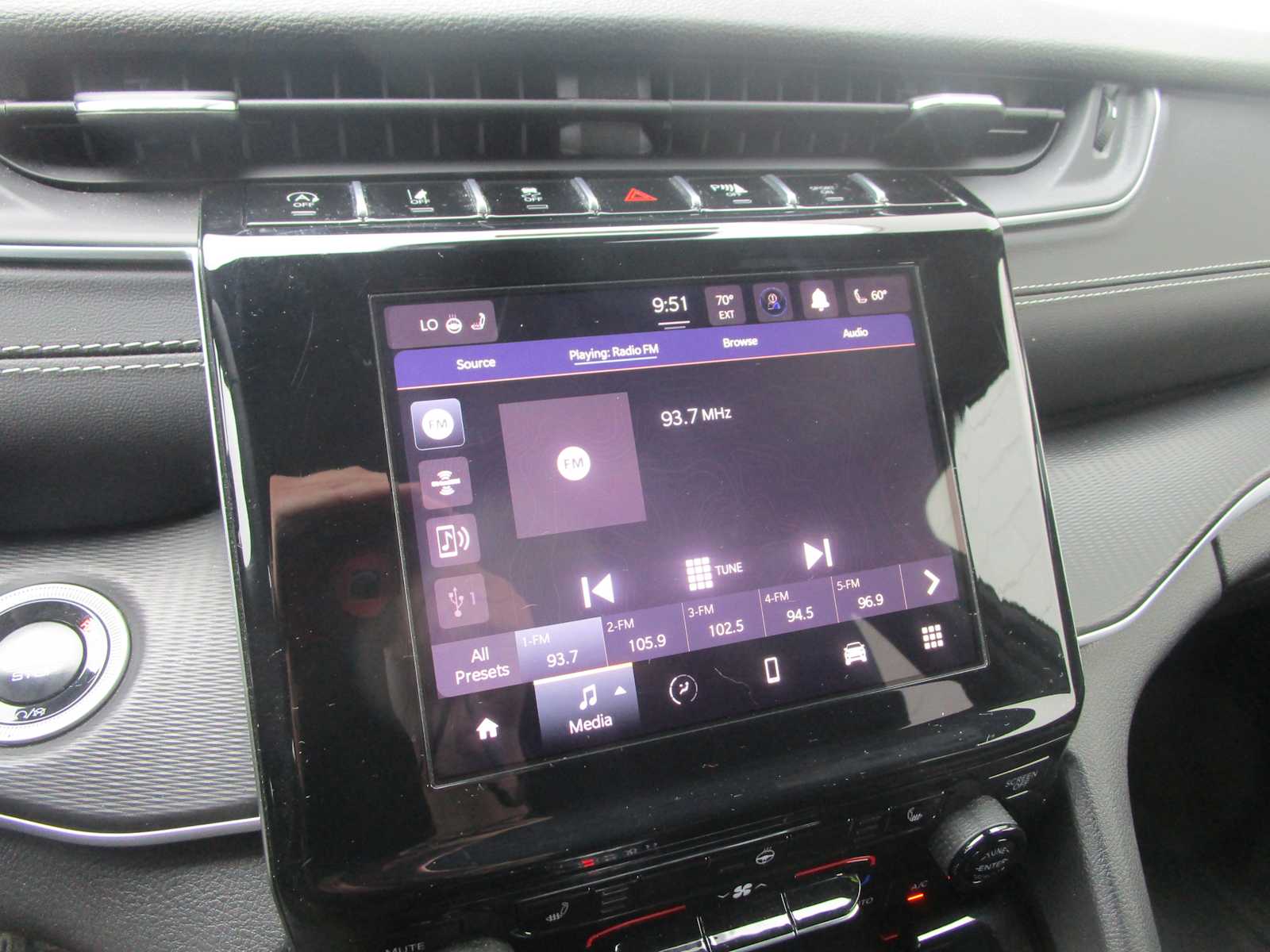 2024 Jeep Grand Cherokee Laredo photo 13