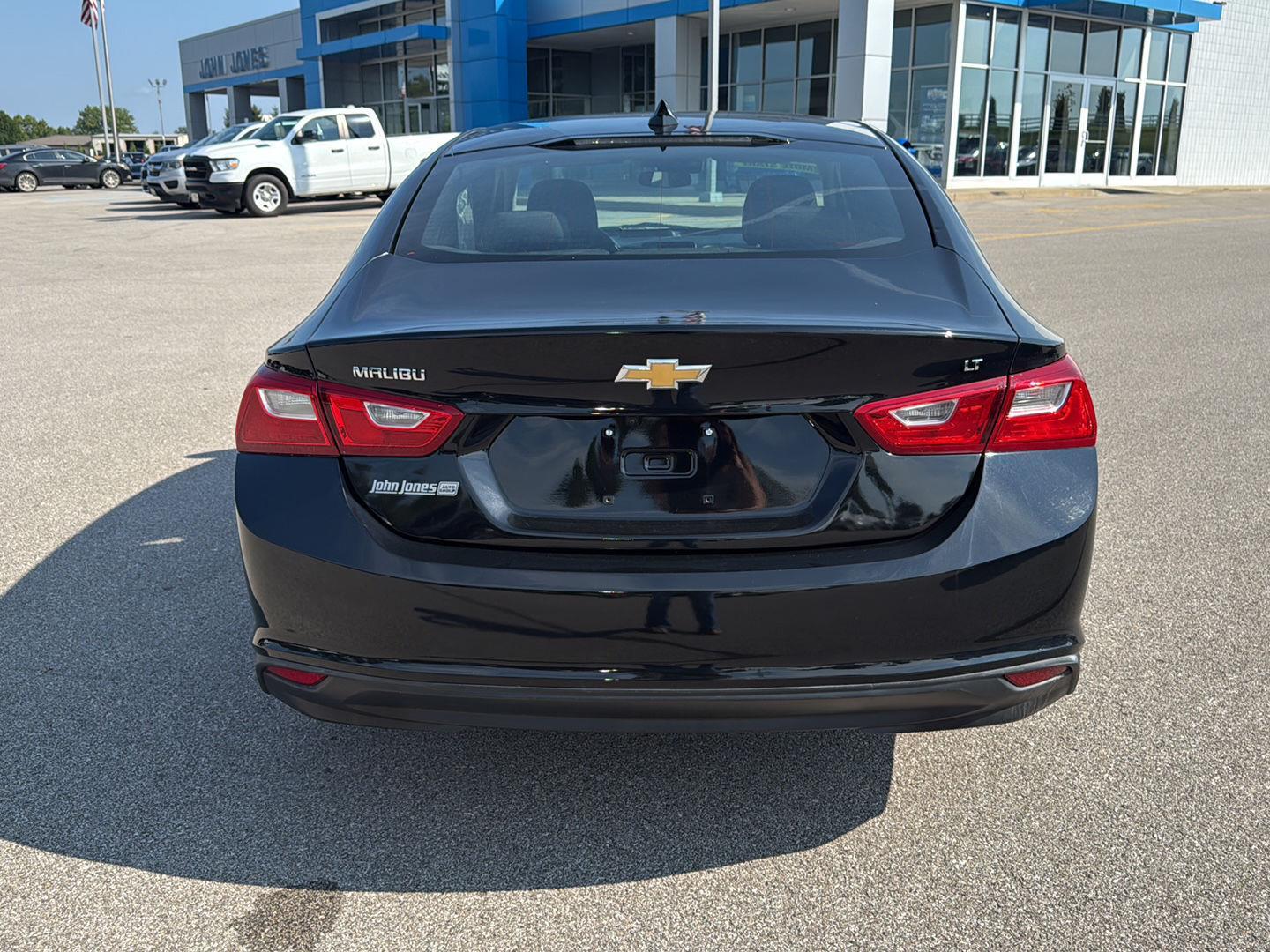 2023 Chevrolet Malibu 1LT photo 11