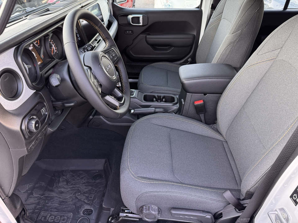2025 Jeep Wrangler Sport S photo 24