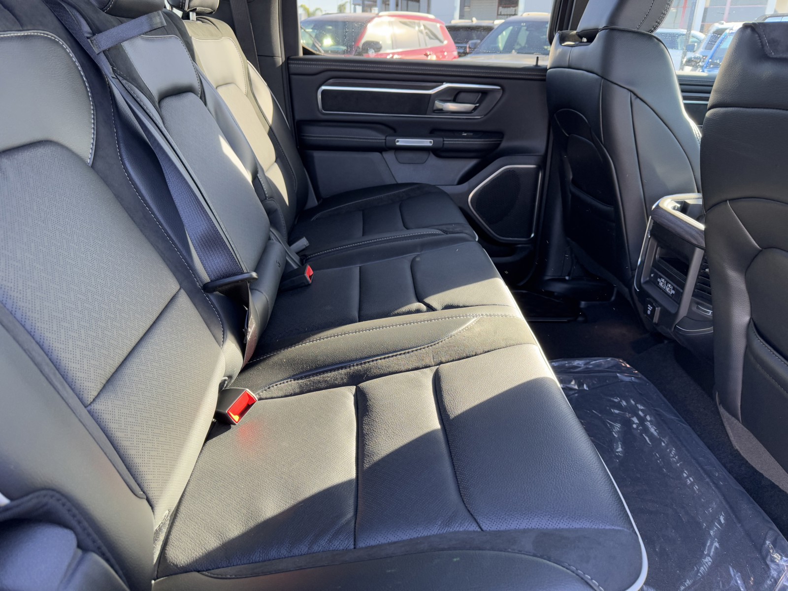 2025 Ram 1500 Laramie photo 12