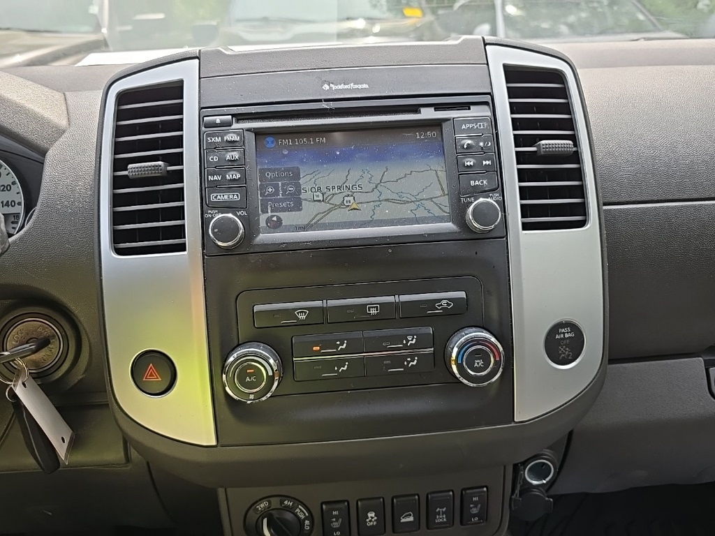 2015 Nissan Xterra photo 21