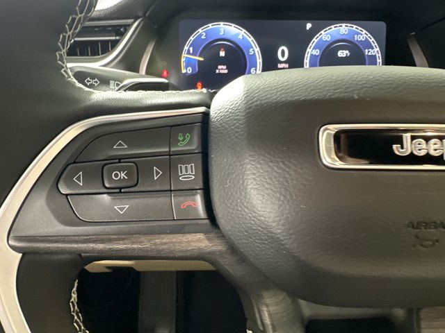 2025 Jeep Grand Cherokee Limited photo 16