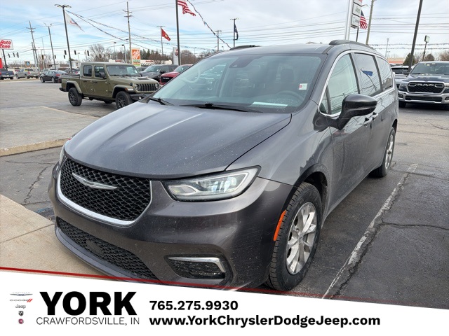 2022 Chrysler Pacifica Touring L