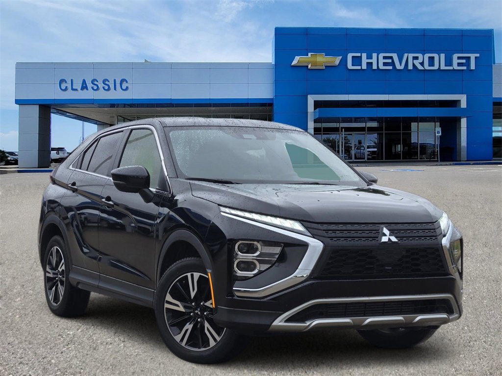 2024 Mitsubishi Eclipse Cross SE's photo