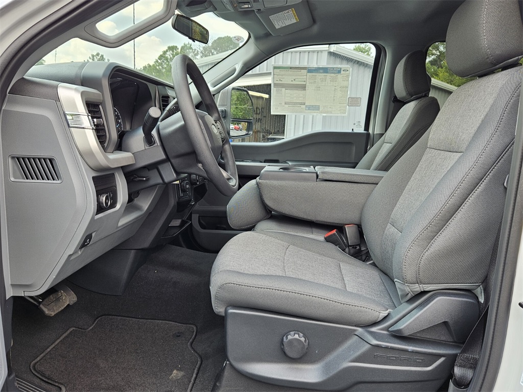 2026 Ford F-250 XL photo 5