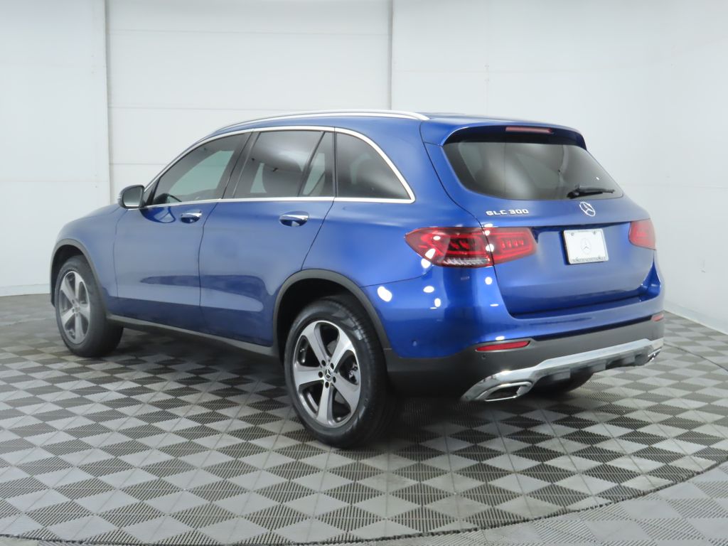 2022 Mercedes Benz GLC 300 photo 7