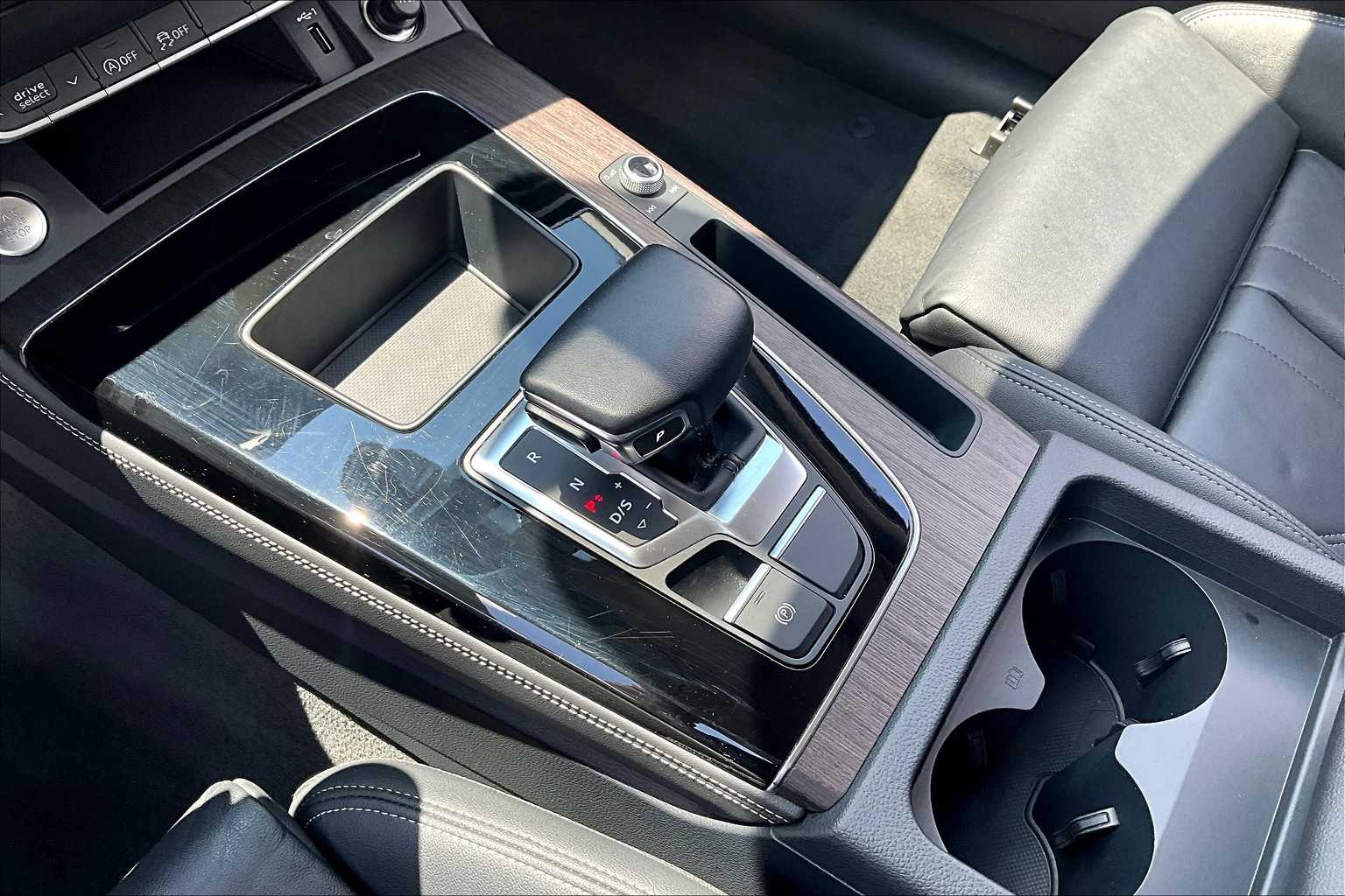 2024 Audi Q5 S line Premium Plus photo 16