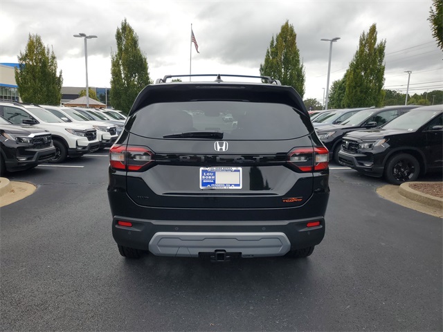 2025 Honda Pilot TrailSport photo 4