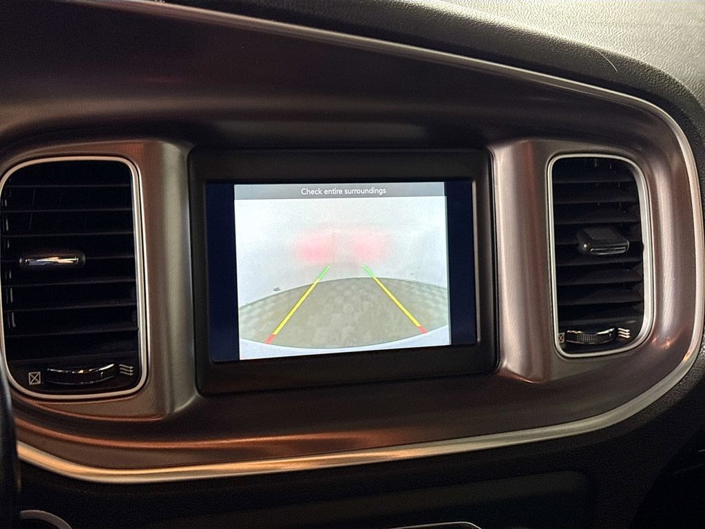 2021 Dodge Charger SXT photo 15