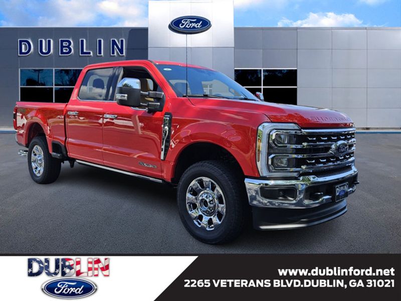 2025 Ford F-250 Super Duty Lariat's photo