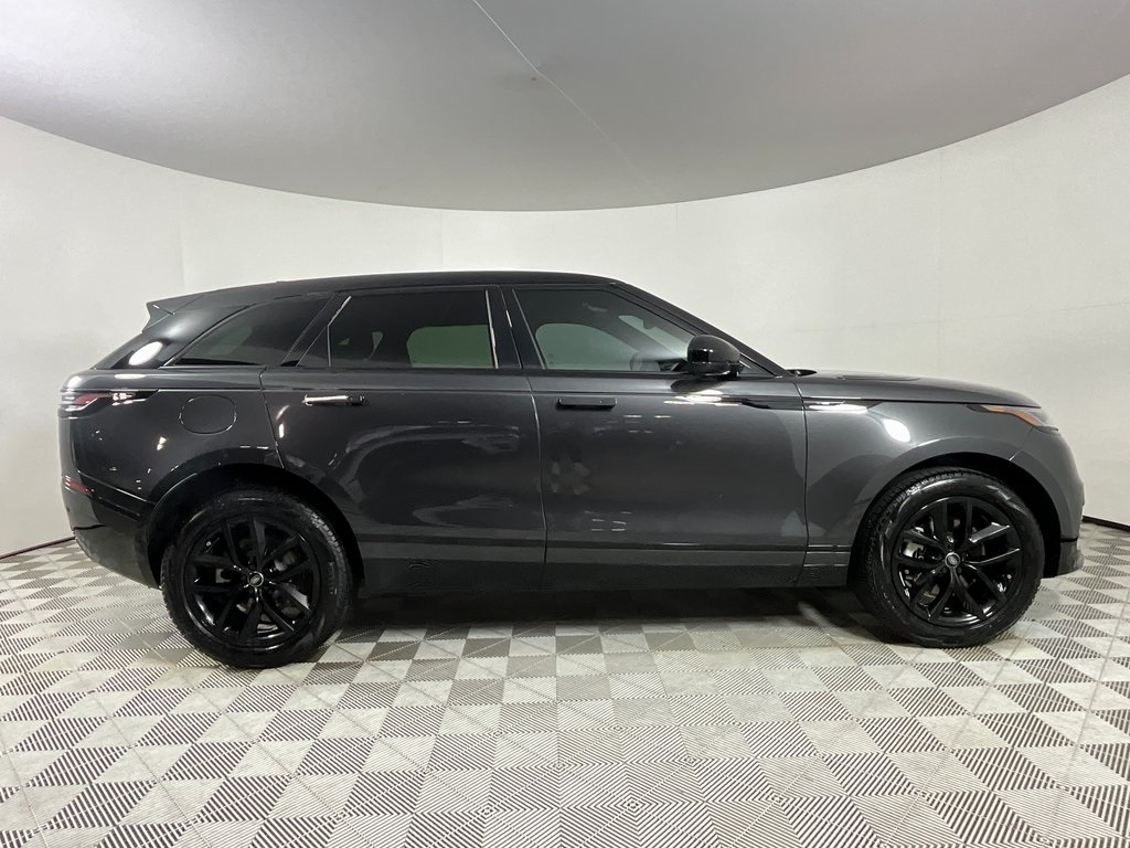 2025 Land Rover Range Rover Velar SE photo 4