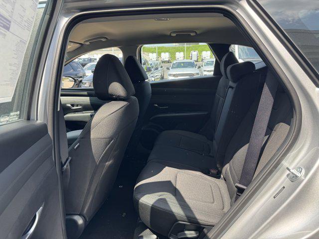 2025 Hyundai Tucson SE photo 27