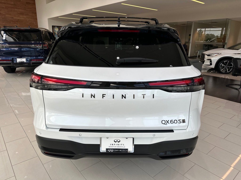 2026 Infiniti QX60 Luxe photo 4