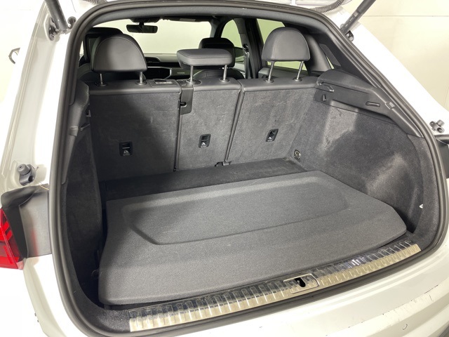 2024 Audi Q3 S line Premium photo 34