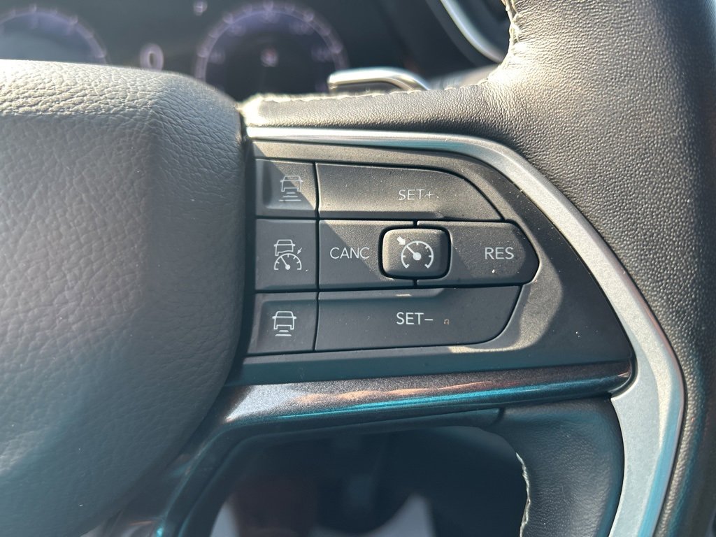 2022 Jeep Grand Cherokee Altitude photo 27