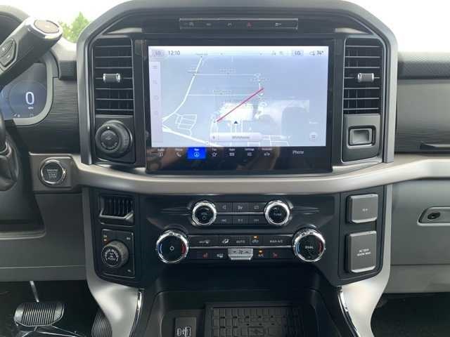 2024 Ford F-150 XLT photo 11