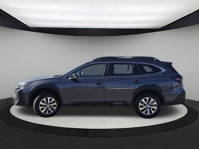 2025 Subaru Outback Premium photo 2