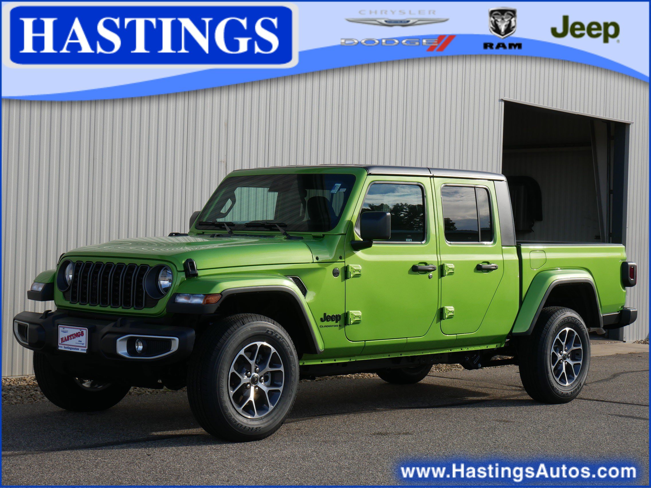 2025 Jeep Gladiator Sport S's photo