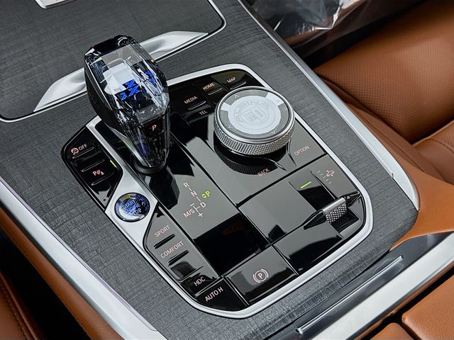 2026 Bmw X7 ALPINA XB7 photo 13