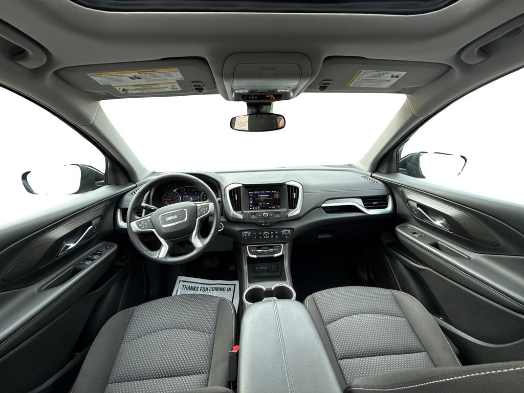 2023 Gmc Terrain SLE photo 17