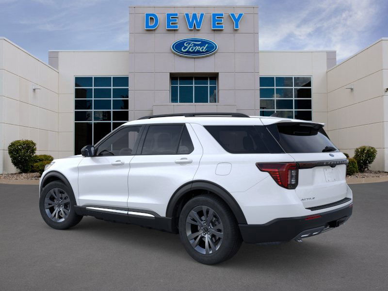 2025 Ford Explorer photo 4