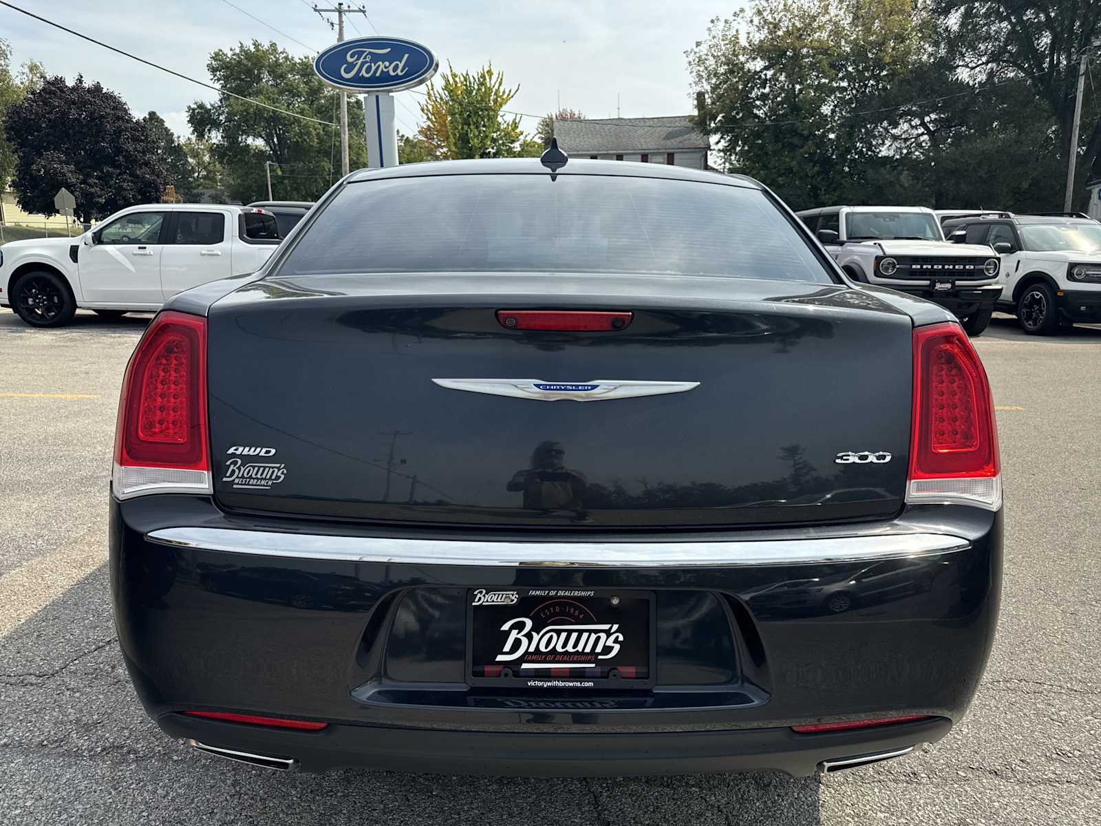 2018 Chrysler 300 Touring photo 6