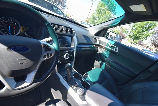 2015 Ford Explorer Limited photo 4