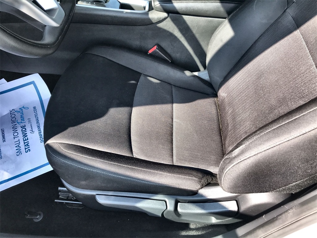2024 Nissan Sentra SV photo 12