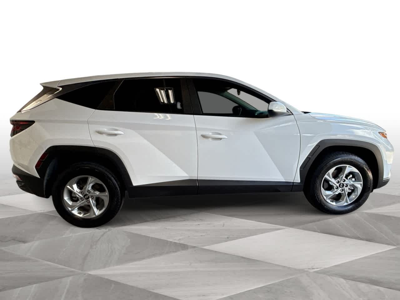 2023 Hyundai Tucson SE photo 7