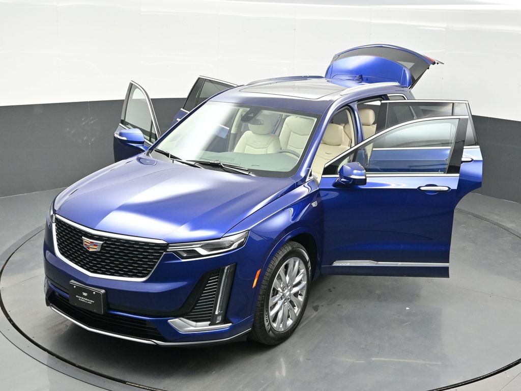 2025 Cadillac XT6 Premium Luxury photo 24