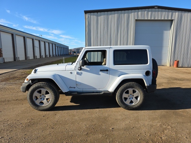 2011 Jeep Wrangler Sahara photo 3