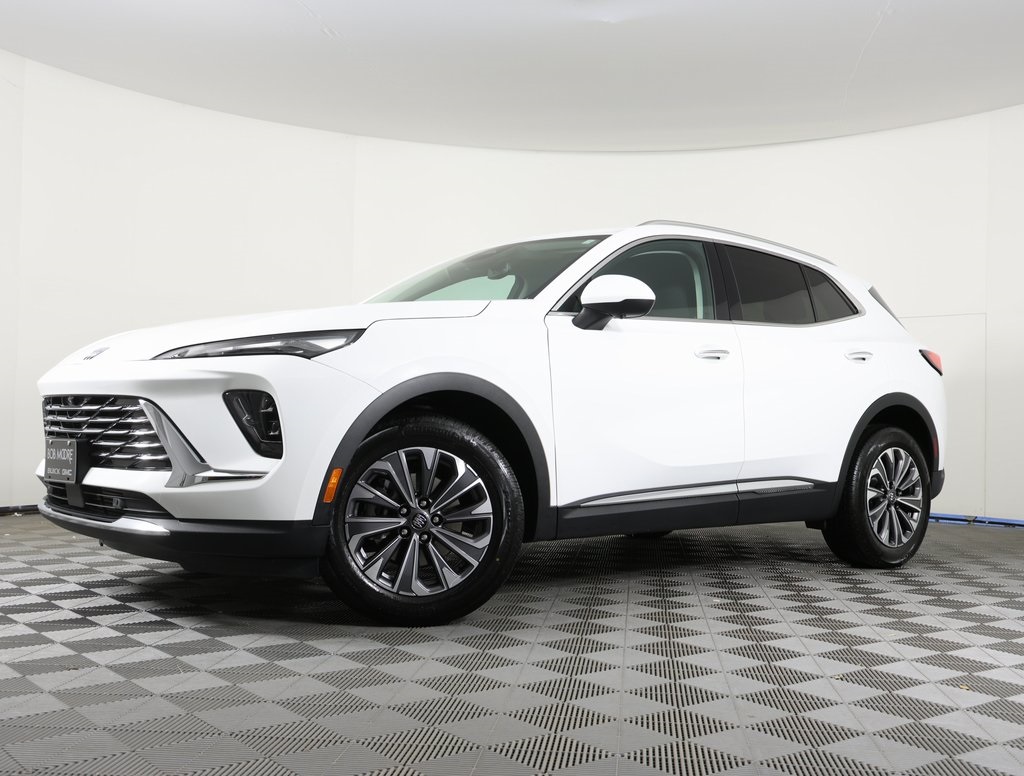 2025 Buick Envision Preferred's photo