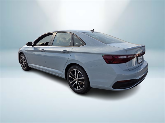 2025 Volkswagen Jetta 1.5T Sport photo 3