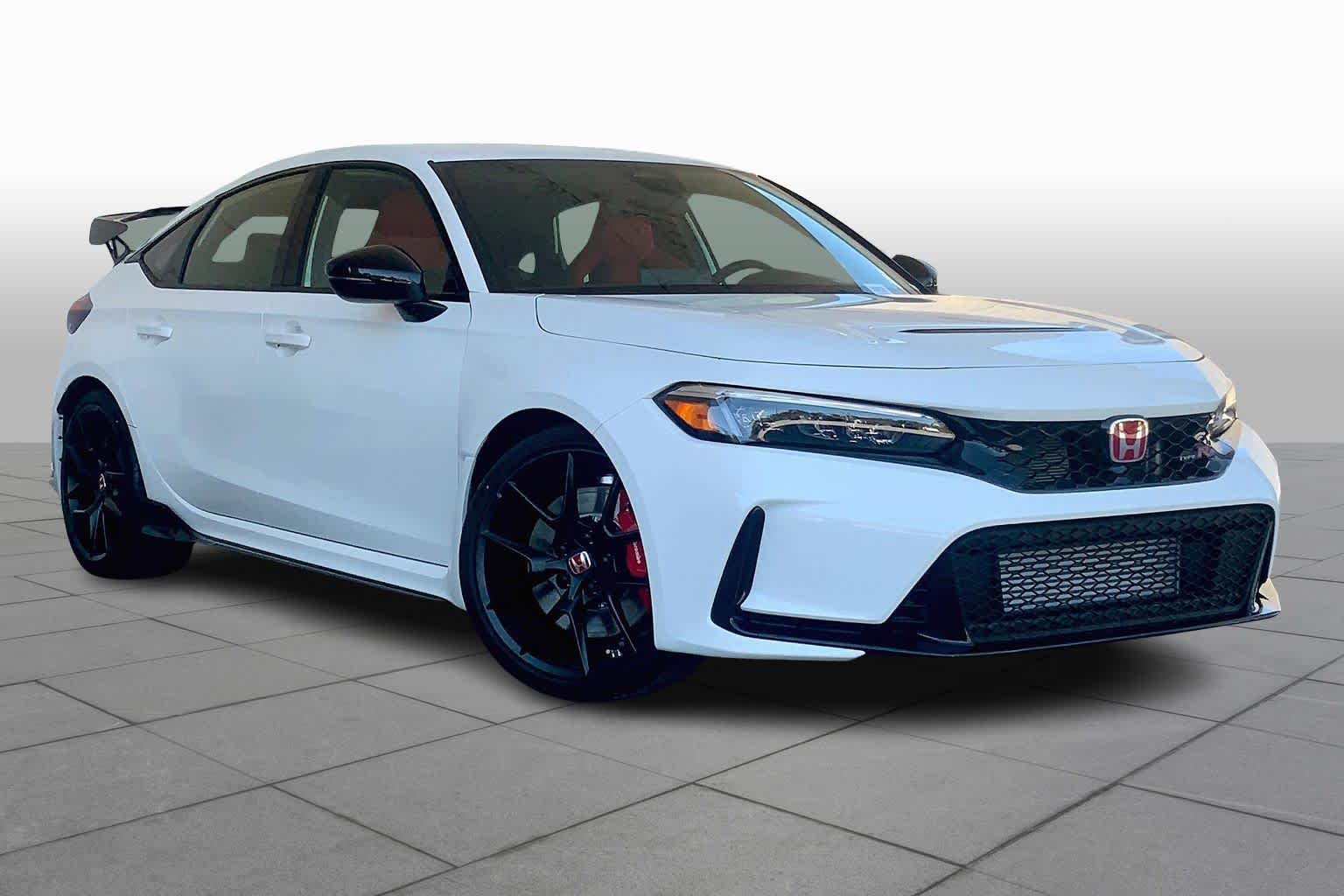 2025 Honda Civic Type R photo 2