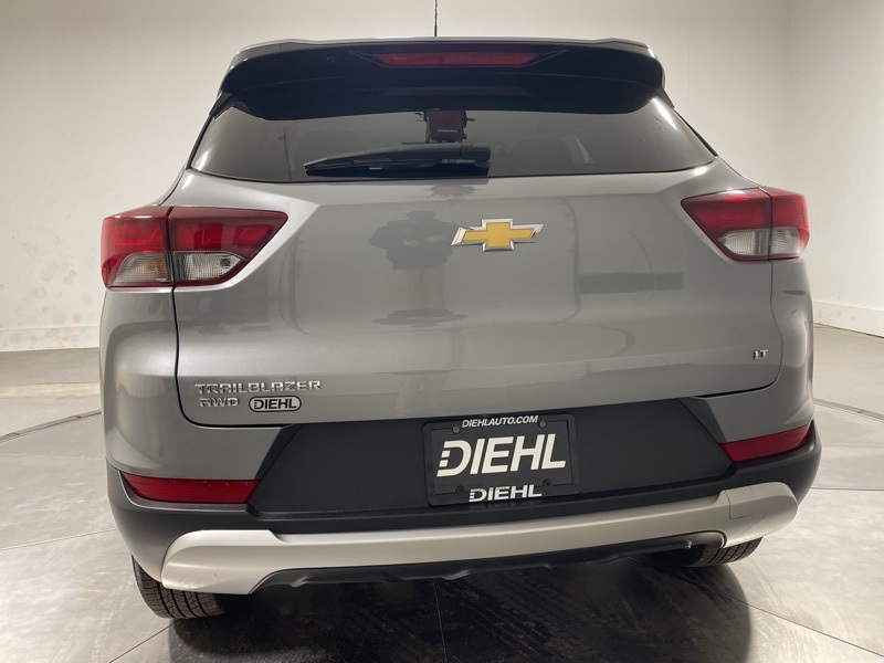 2023 Chevrolet Trailblazer LT photo 4