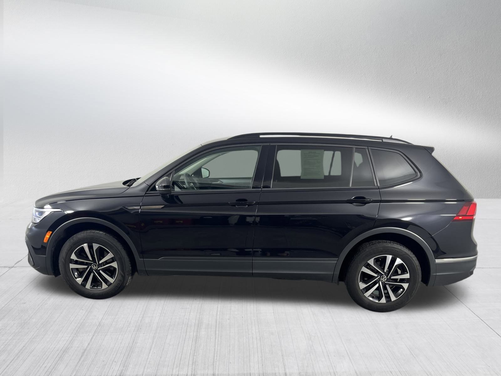 2023 Volkswagen Tiguan S photo 4